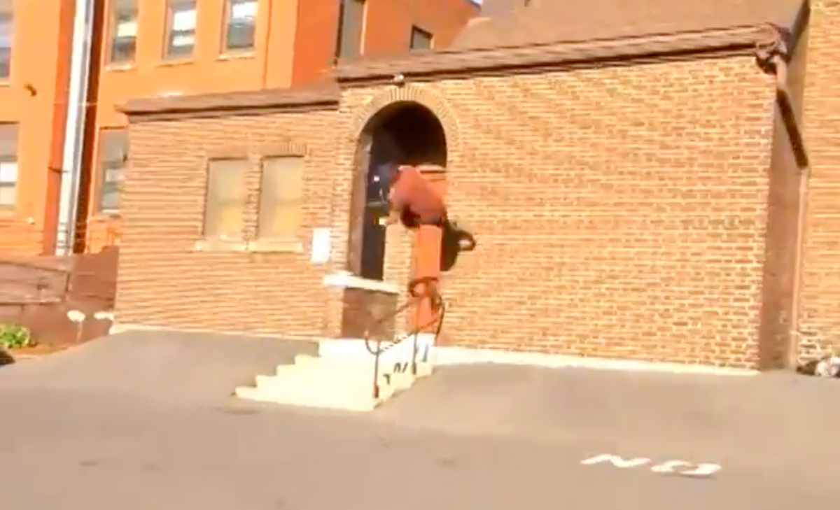 Roc Bottom Trailer