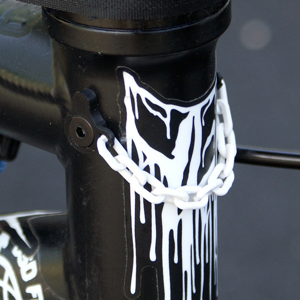 Hood Ornament - Chain