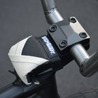 Eeshond DOJO stembuddy White on bike 2