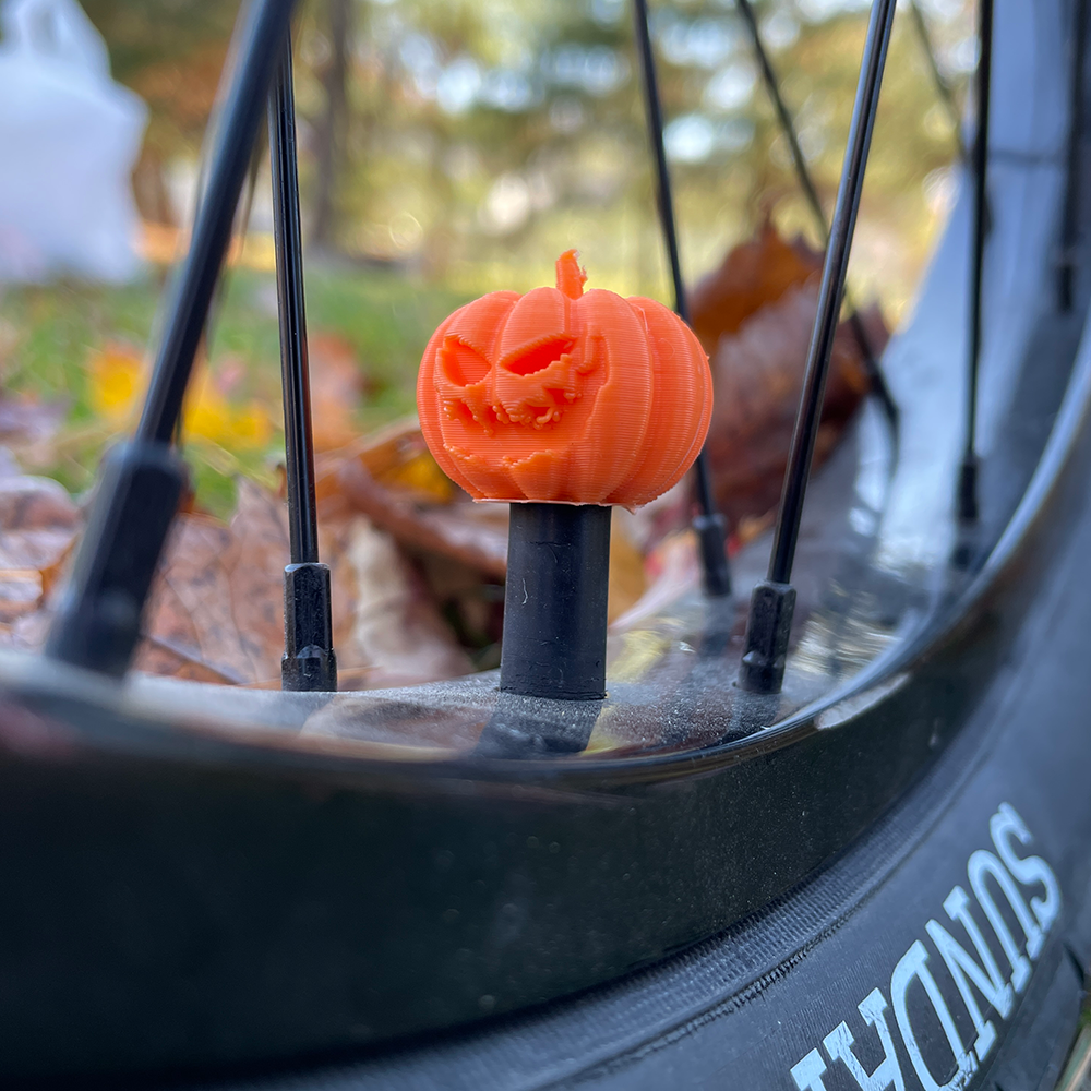 Jack-o'-lantern VALVE CAPS