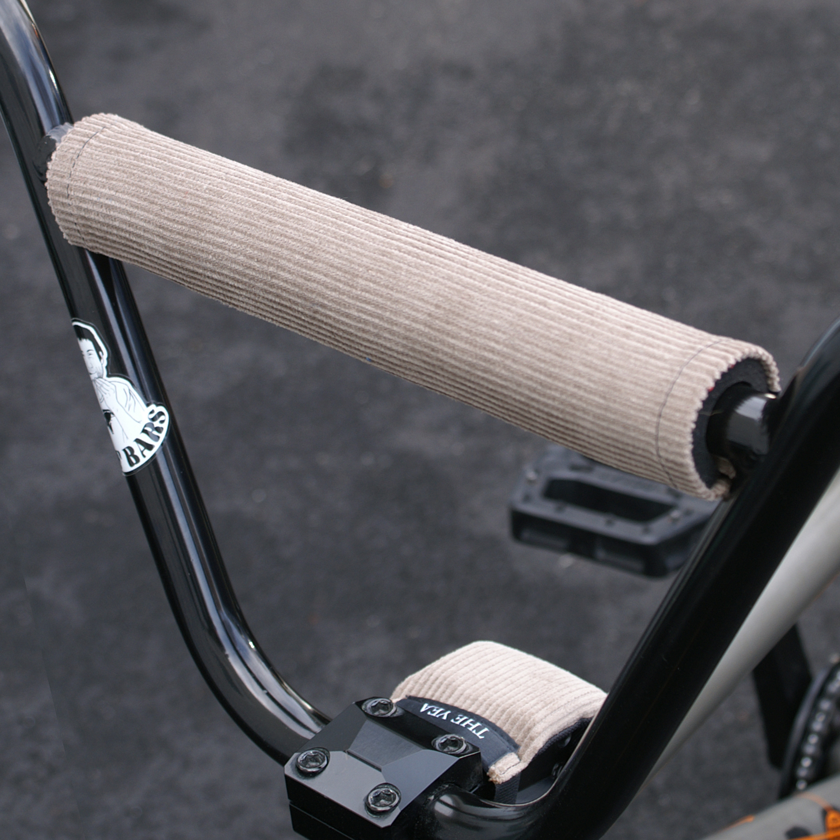 Tan Corduroy CROSSBAR PAD