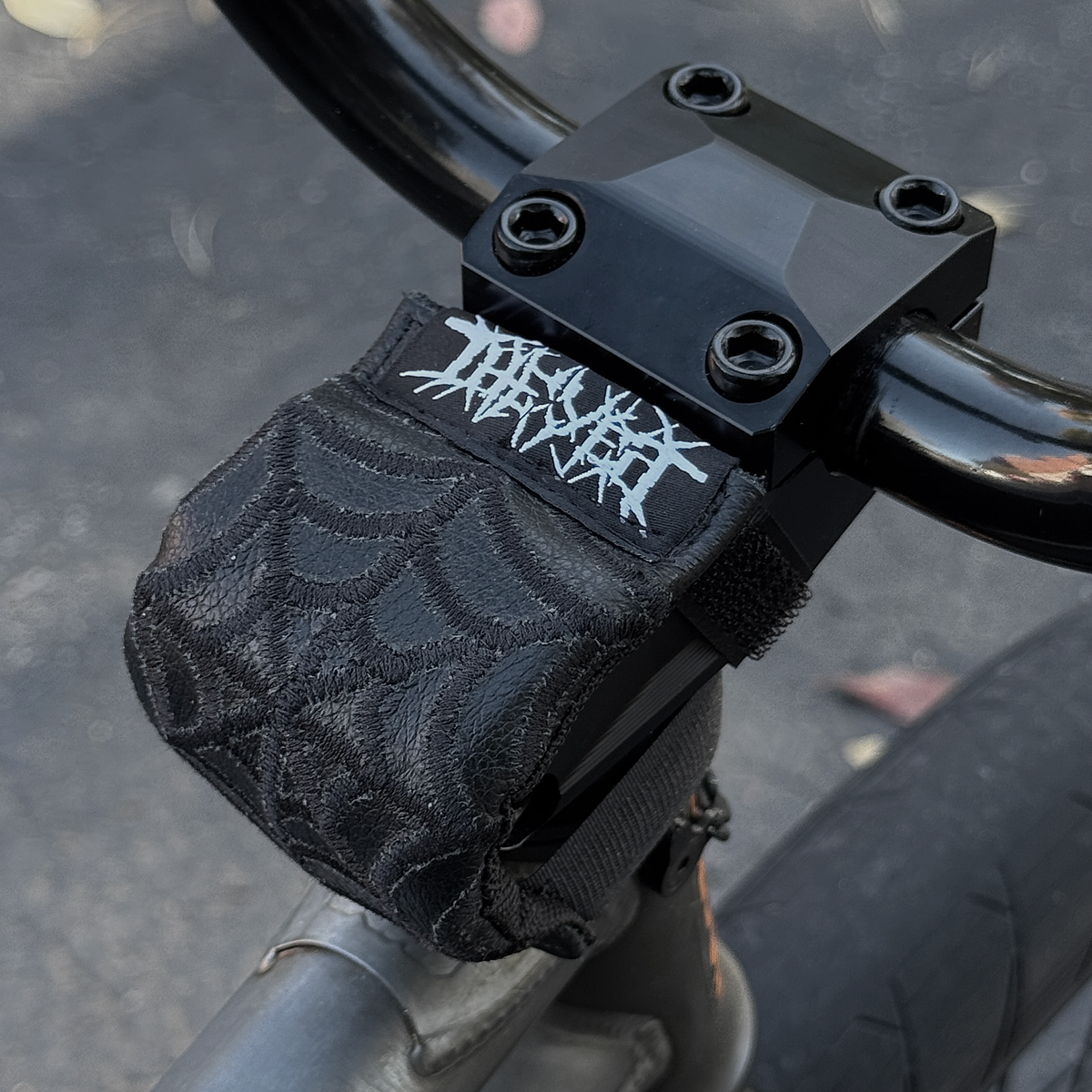 Black on BLACK LEATHER Spiderweb STEMBUDDY™