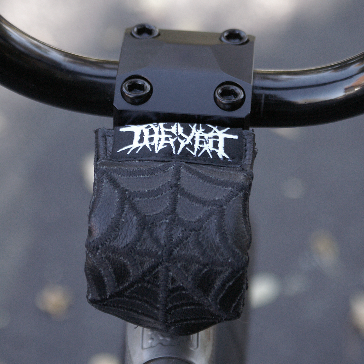 Black on BLACK LEATHER Spiderweb STEMBUDDY™