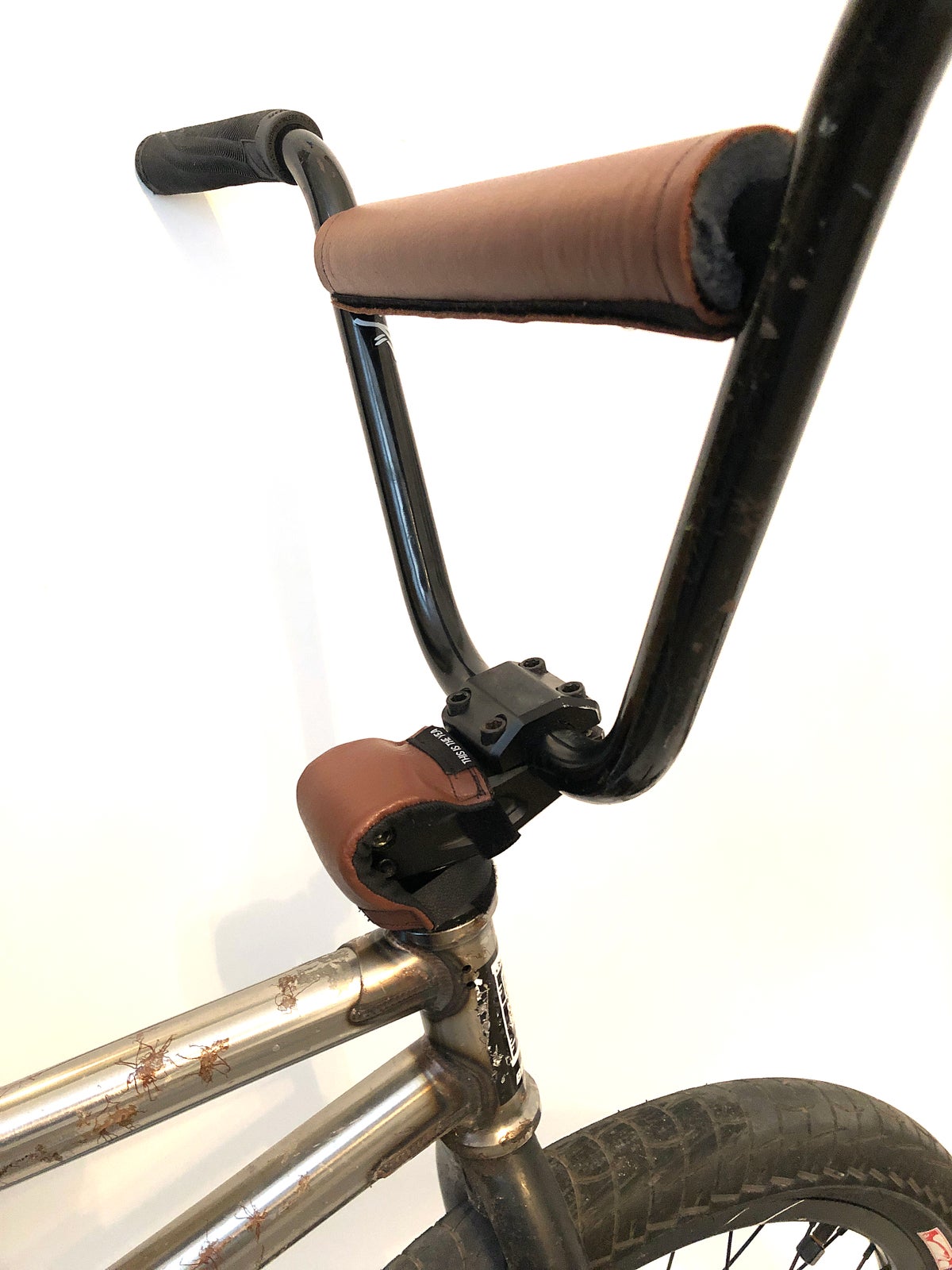 Brown Leather Crossbar Pad