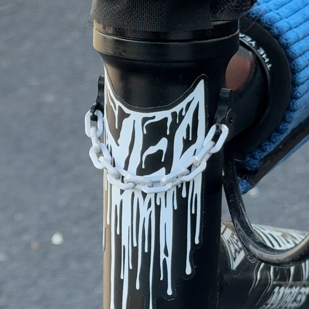 Hood Ornament - Chain