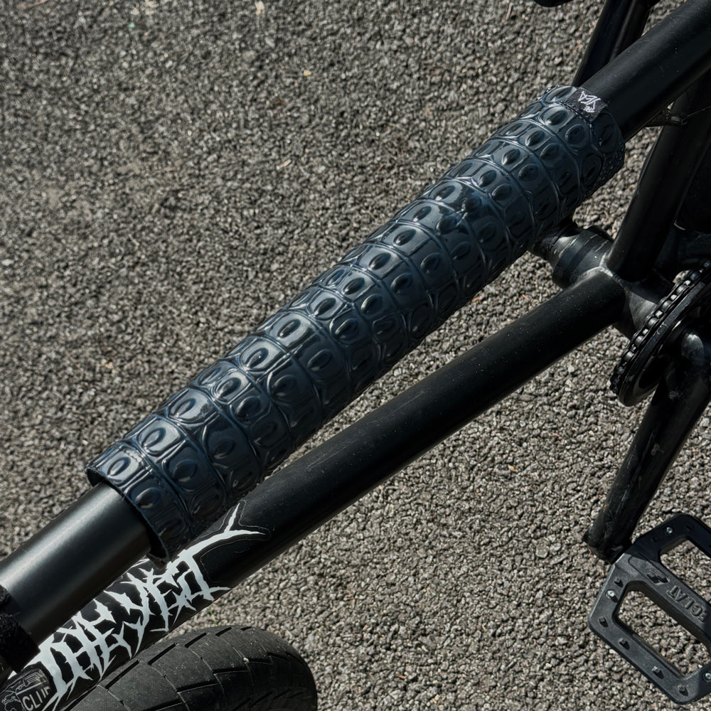 INDIGO DRAGON TOP TUBE PAD